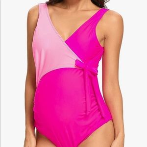 Brand new never worn maternity swim suit